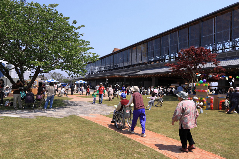 Hyuga-shi Station